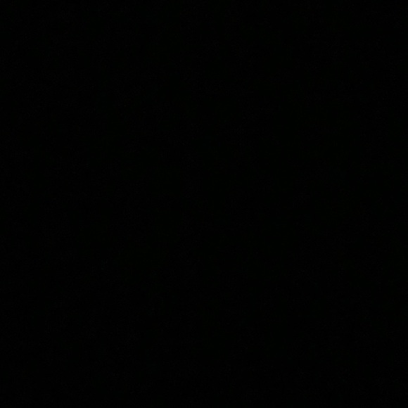 Meet your Posher, Mercedes - Picture 1 of 1